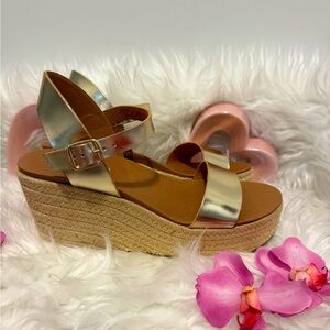 ❤️❤️NWOT Steve Madden Bahamas Wedge Sandals Size 8.5M 🌺🌺🌺